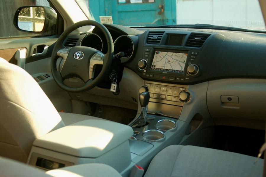  Toyota Highlander Sport 2008 года  (фото 50 из 57)